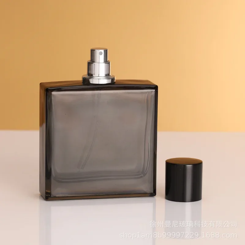 زجاجة عطر رجالية شفافة من الزج - مراجعة Perfume Zara وسعره